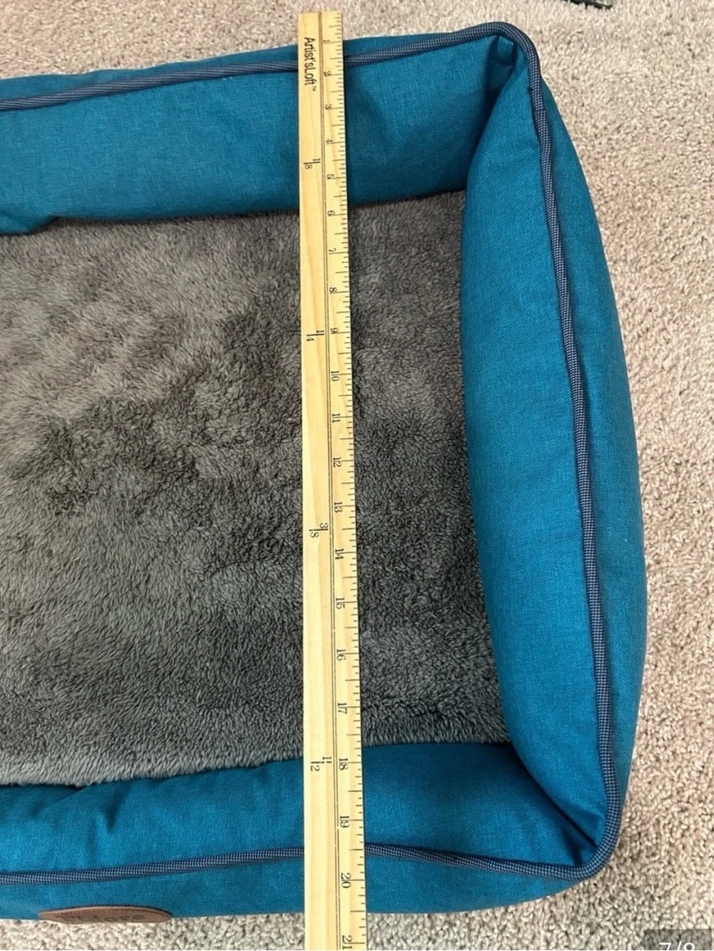 Pet Bed with Gray Plush Insert